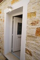 ASTRALI STONE VILLAS