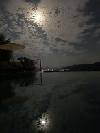 ASTRALI STONE VILLAS