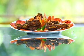 Premium Luxury Houseboat