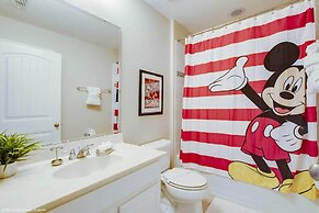 Tropical Luxury Near Disney! Professionally Decorated With Huge Pool, 