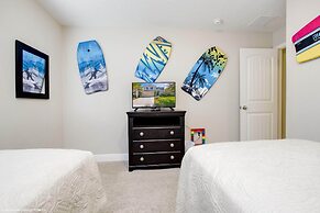 Tropical Luxury Near Disney! Professionally Decorated With Huge Pool, 