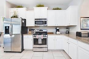 Tropical Luxury Near Disney! Professionally Decorated With Huge Pool, 