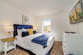 Newly Renovated, Spacious 3bd/2.5ba Villa With Lake View, Near Disney 