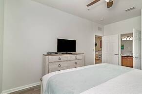 Roomy and Modern 3bd/2ba Home With Balcony #3vc201