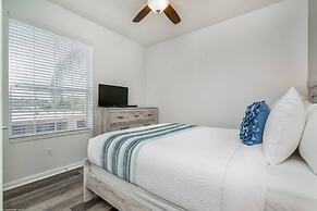 Roomy and Modern 3bd/2ba Home With Balcony #3vc201