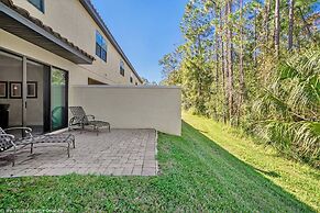 Spacious 4BD Town Home With Private Patio - Near Disney Parks AND Golf