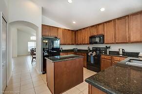 Light, Fresh and Airy Pool Home Near Disney 4bd/3ba - #4av420