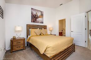 Light, Fresh and Airy Pool Home Near Disney 4bd/3ba - #4av420