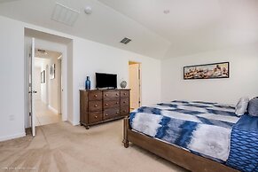 Light, Fresh and Airy Pool Home Near Disney 4bd/3ba - #4av420