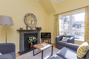 393 Old Tolbooth Wynd Apartment 3