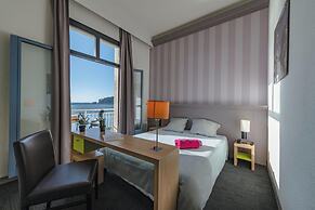 Hôtel Morgat Le Grand Hôtel De La Mer