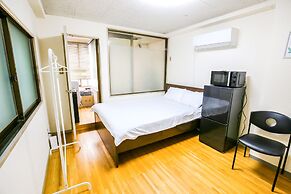 Shinsaibashi Qilv Apartments