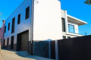 Galafura Design House