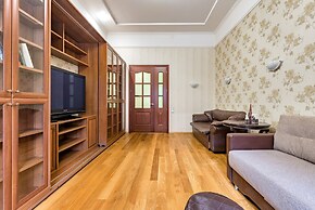 Apartment on Moskovsky prospekt 4