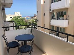 1 Bedroom Apartment near Beach