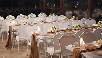 Emin Koçak Thermal & Spa - Convention Center