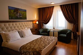 Emin Koçak Thermal & Spa - Convention Center