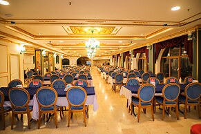 Emin Koçak Thermal & Spa - Convention Center