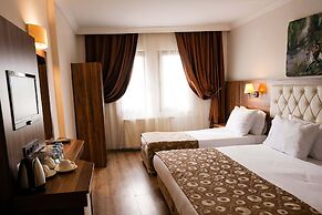 Emin Koçak Thermal & Spa - Convention Center