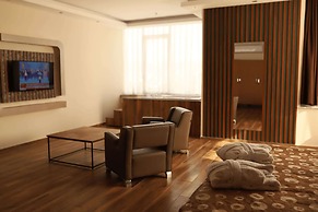 Emin Koçak Thermal & Spa - Convention Center