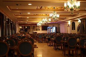 Emin Koçak Thermal & Spa - Convention Center