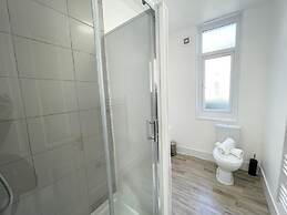 The Central Suite Sasco Apartments