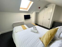 The Central Suite Sasco Apartments