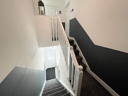 The Central Suite Sasco Apartments