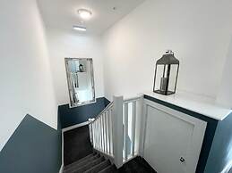 The Central Suite Sasco Apartments