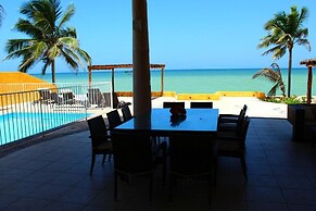 Uinic Chay Luxury Ocean Front Villa
