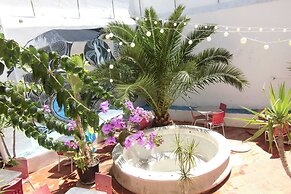 Hostel The White Butterfly