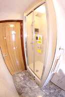 College Street Abode - Guest House