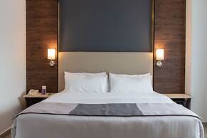 HS HOTSSON Smart León Centro Max