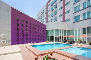 HS HOTSSON Smart León Centro Max