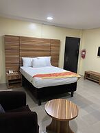 Blue Springs Hotel