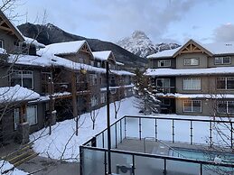 Copperstone Resort - Mountain View Suite