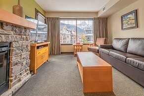 Copperstone Resort - Mountain View Suite