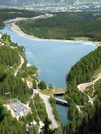 WindTower Resort - 1 BR Suite or 1 Single Room