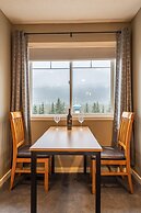 Banff Boundary Lodge-Mountain View Condo