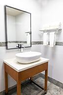 Golden Bay Belize Hotel