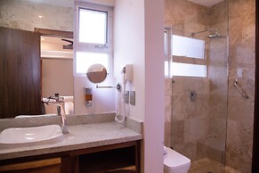 Valhalla Residence by Biwa