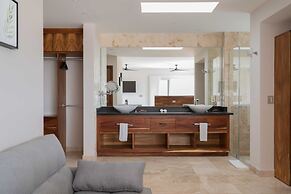 Valhalla Residence by Biwa