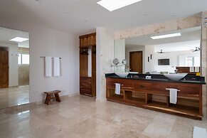 Valhalla Residence by Biwa