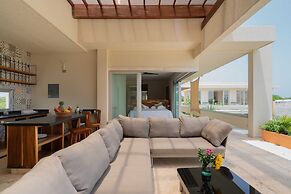 Valhalla Residence by Biwa