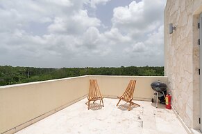 Valhalla Residence by Biwa