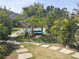 Garden Bungalows Resort