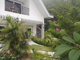 Garden Bungalows Resort
