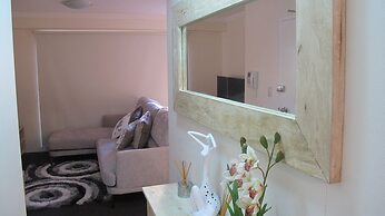 Sleek apartment Unit 87