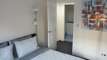 Sleek apartment Unit 87