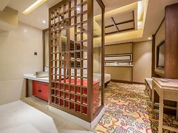 Vyluk J Hotel South Asian Garden Dianchi